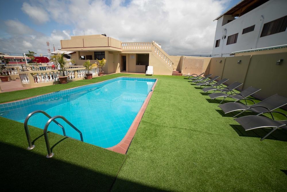 Hotel Red Booby Puerto Ayora  Bagian luar foto