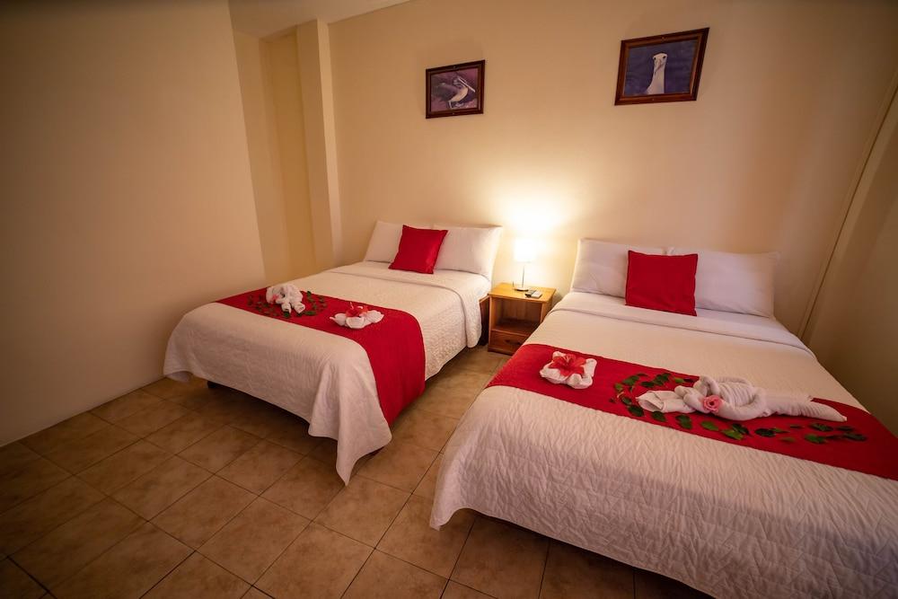 Hotel Red Booby Puerto Ayora  Bagian luar foto