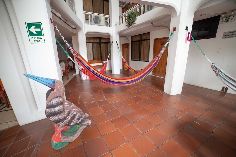 Hotel Red Booby Puerto Ayora  Bagian luar foto