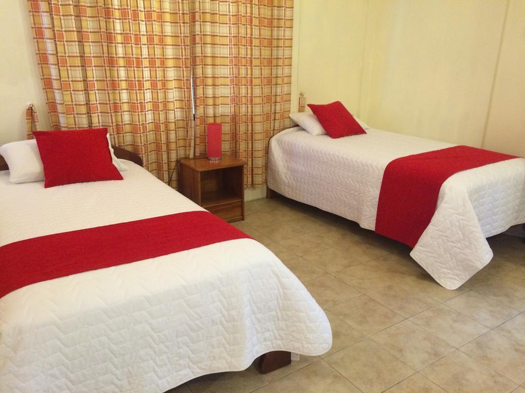 Hotel Red Booby Puerto Ayora  Ruang foto